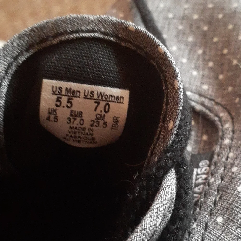 Vans like new