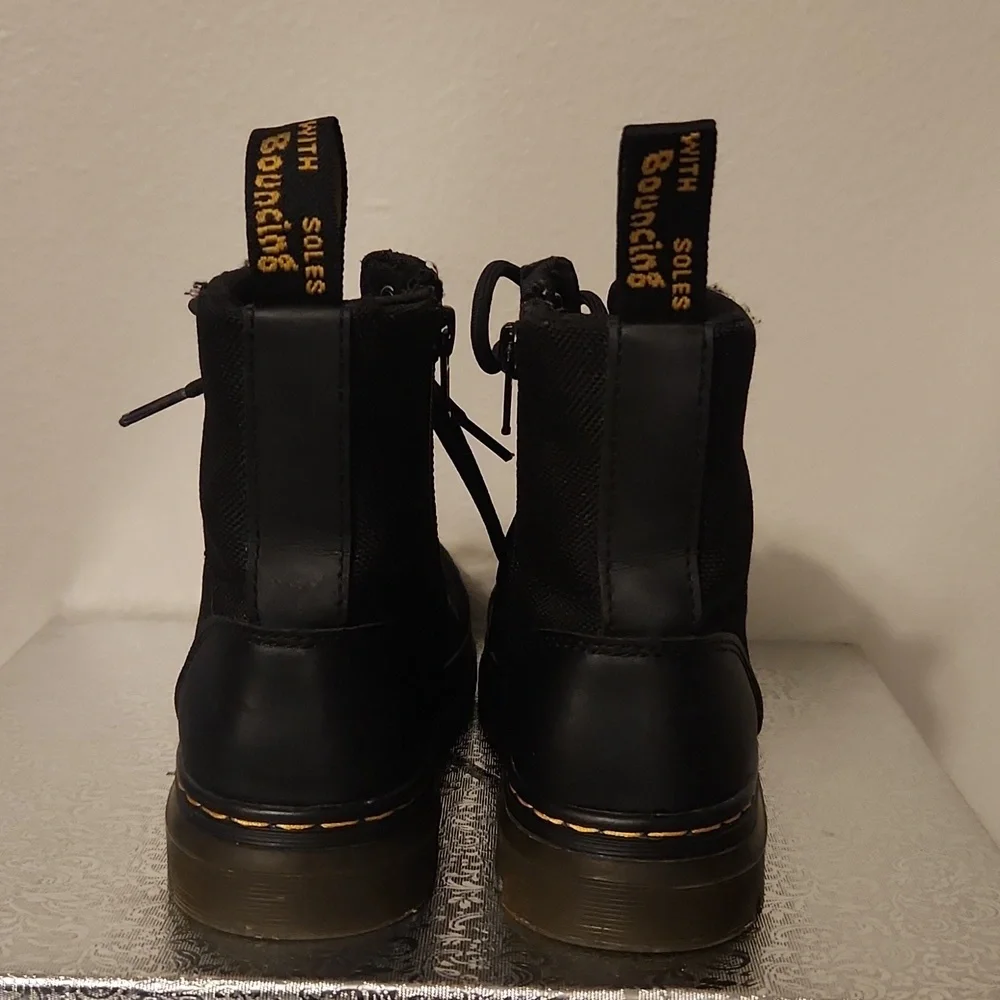 Dr. Martens sleek black