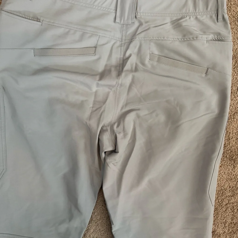 Gillz nwot grey