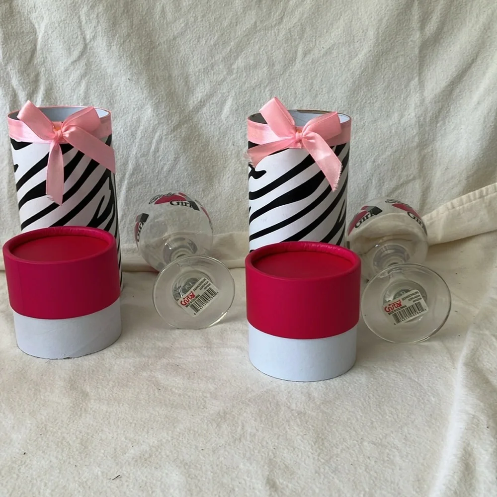 Lot Of 2 Wedding/Bachelorette Party/Girls Trip/Celebrate- Novelty Wine Glasses