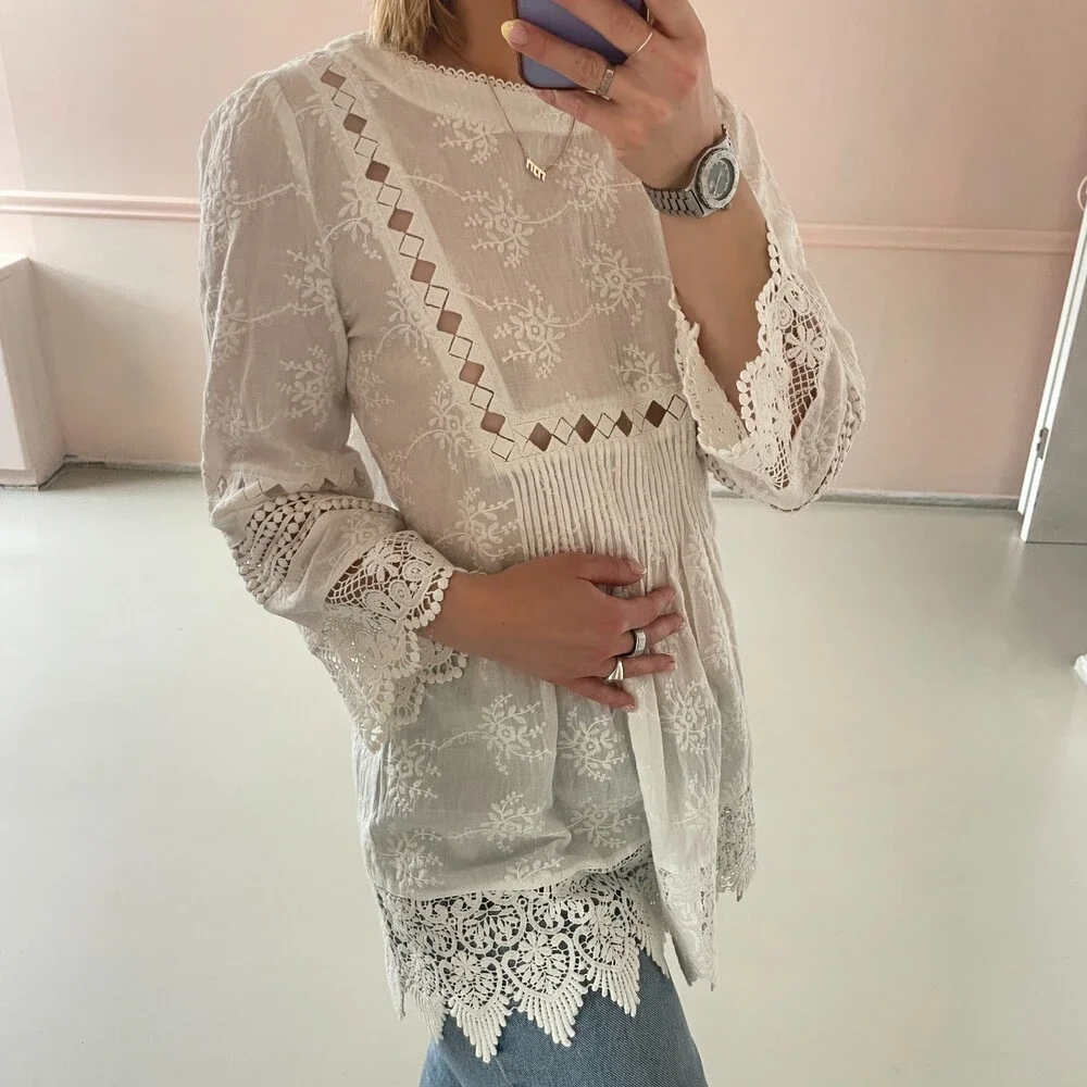 Cirana Floral Embroidery Lace Bohemian Blouse White X-Small
