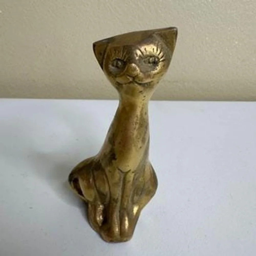 Mid-Century Modern Brass Cat Figurine – Made in Korea – Vintage MCM Style