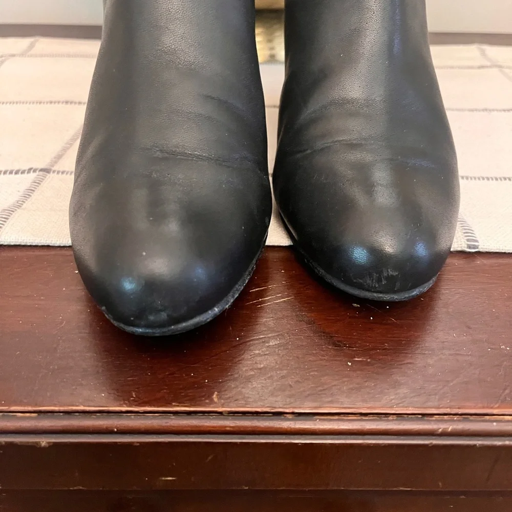 Stuart Weitzman stuart weitzman