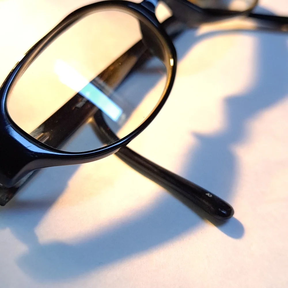 Vera Wang Stylish Black and Grey Eyeglasses. CLOSING SALE.