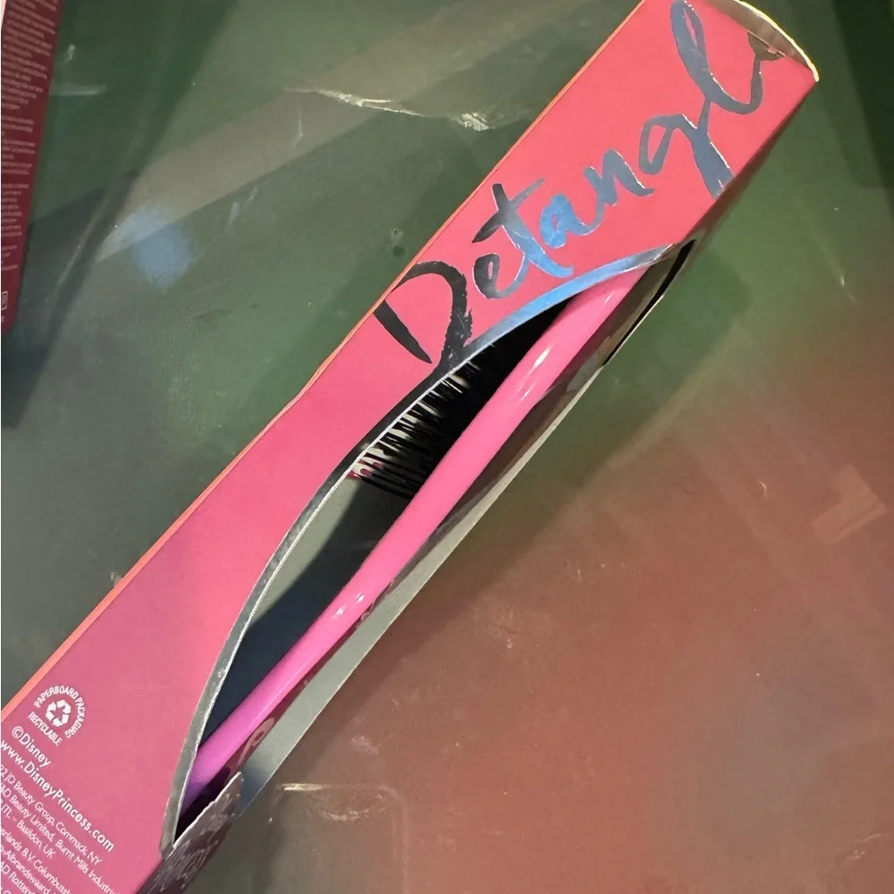 wet brush Disney collab see pic