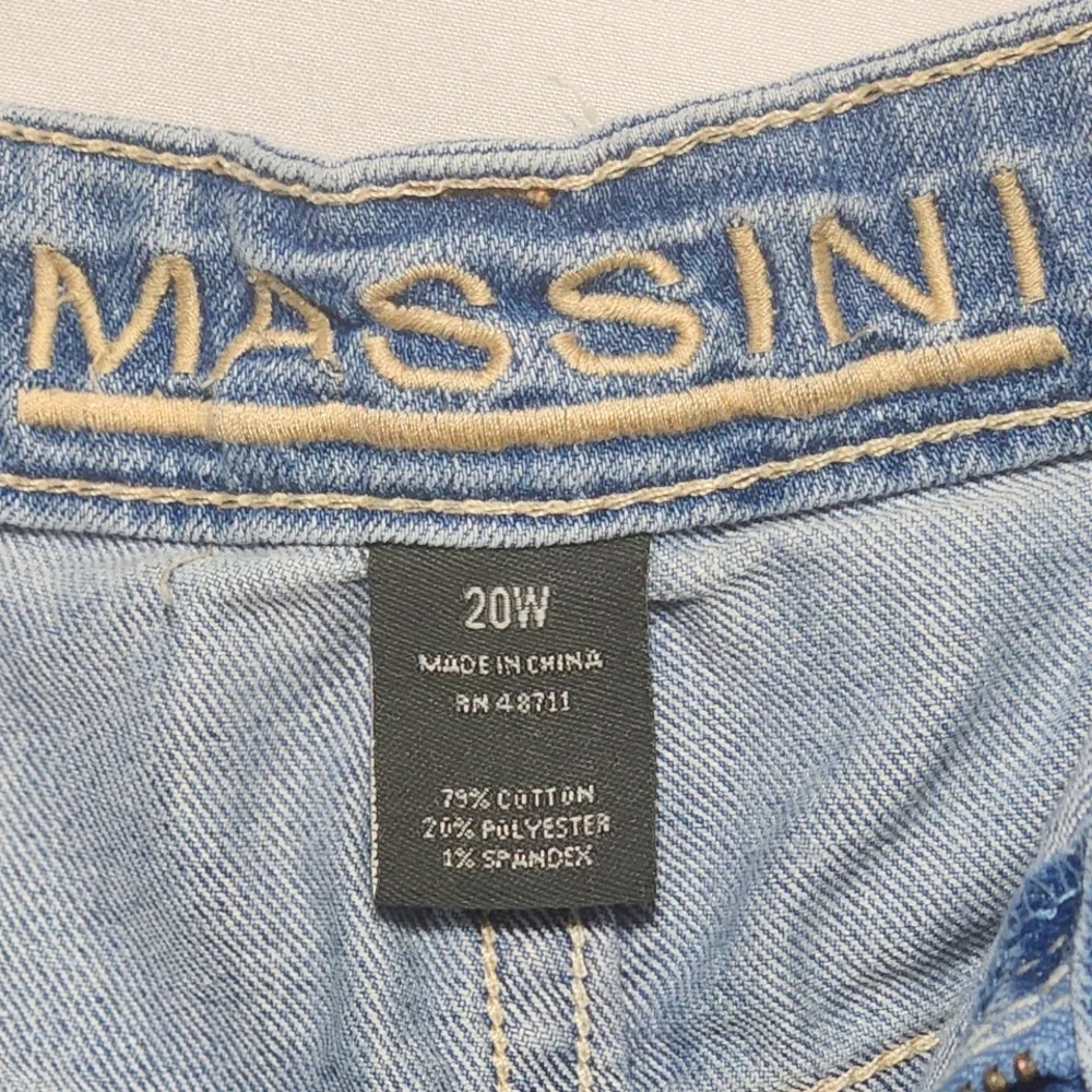Massini Blue Jean Shorts Relaxed Fit Distressed-Size 20W