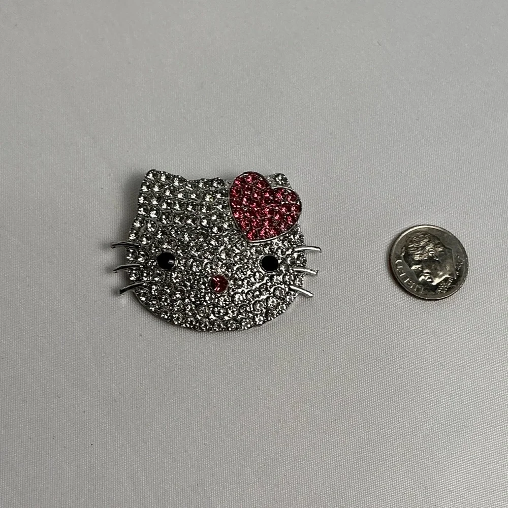 Hello Kitty add sparkle