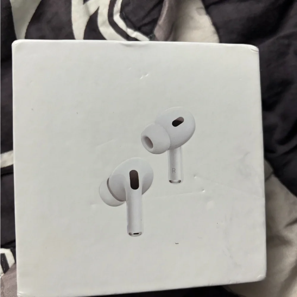 Apple wireless earbuds