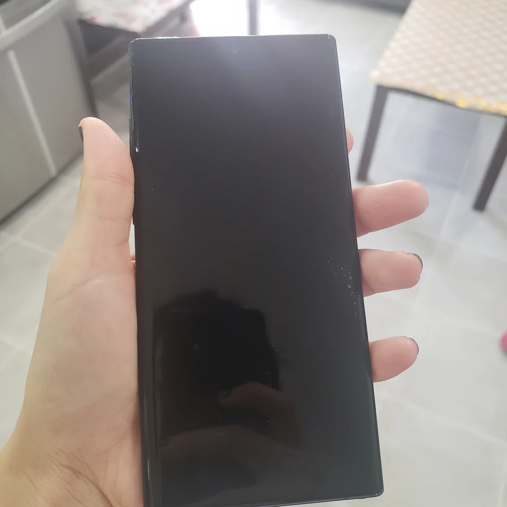 N/A staying modern black