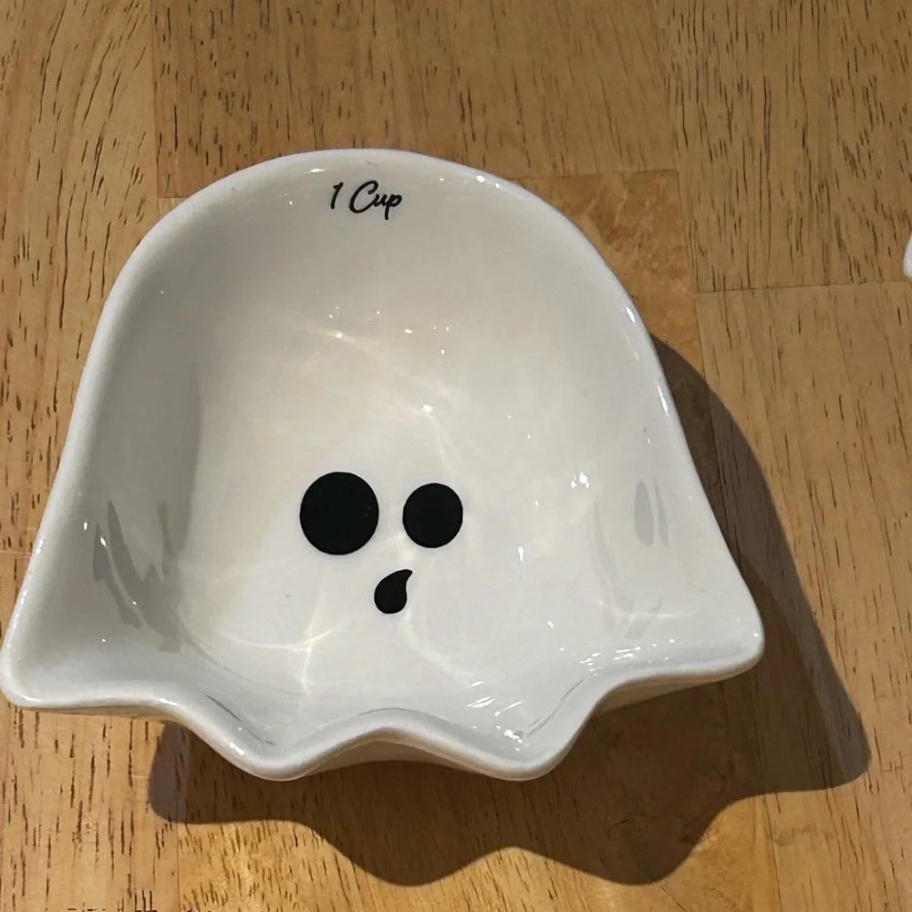 The Bake Shop set ceramic
