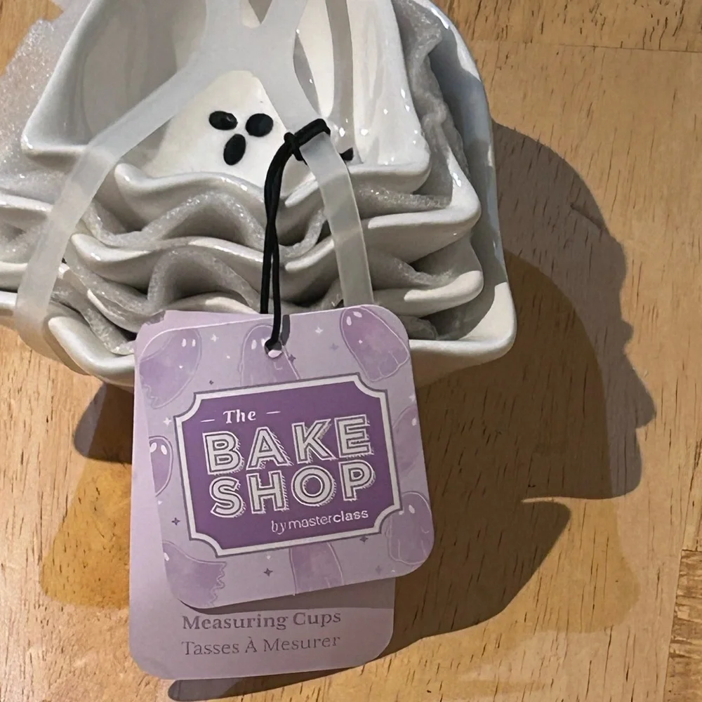 The Bake Shop set ceramic