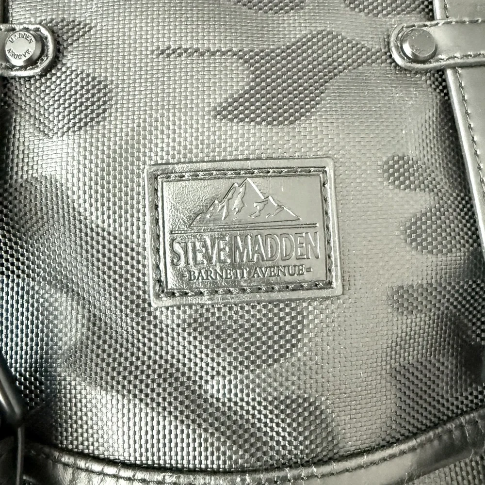 Steve Madden this black
