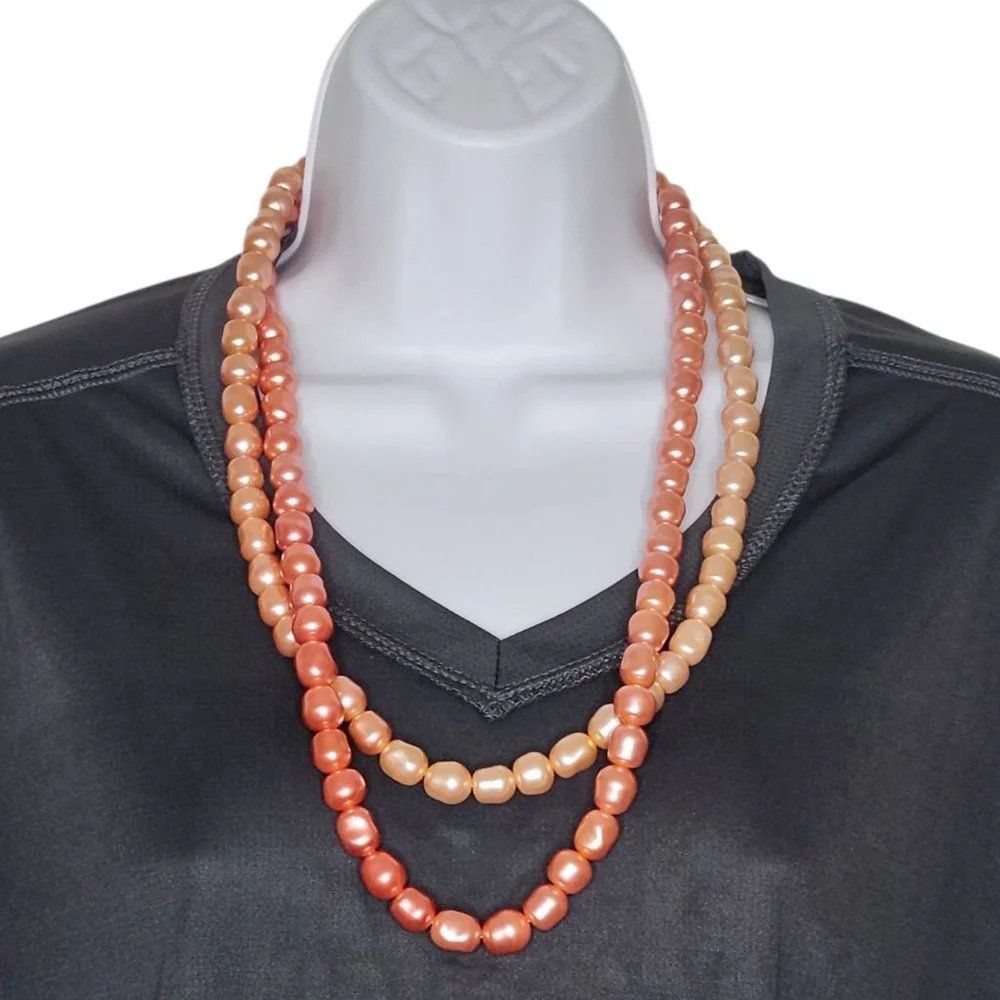 Vintage 1990s Avon Peach & Pink Ombre Long Faux Pearl Necklace