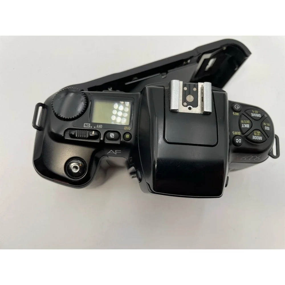 Nikon shipping stay