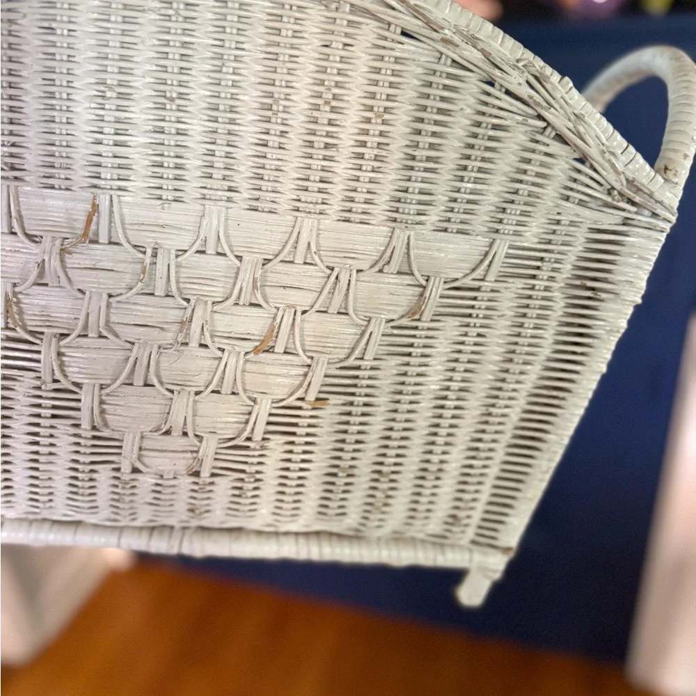 N/A vintage wicker