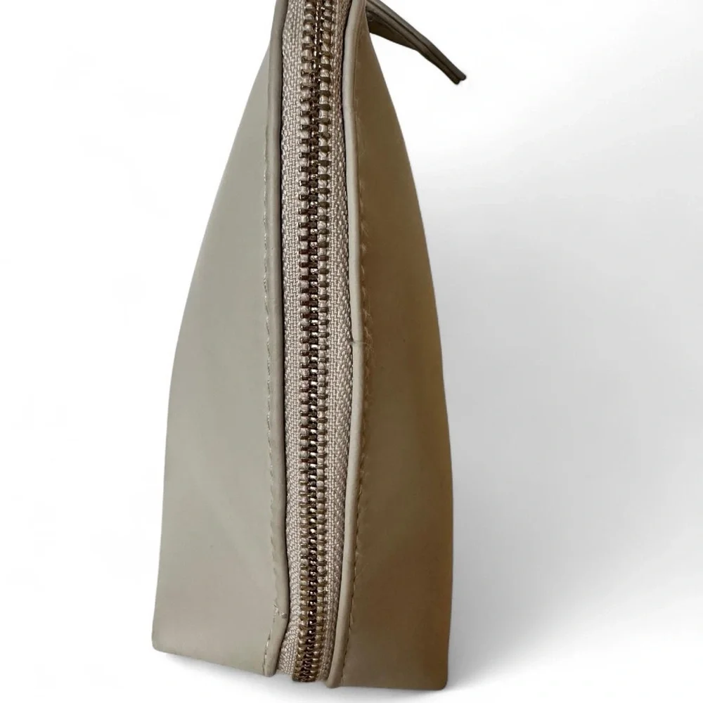 Burberry beauty stone