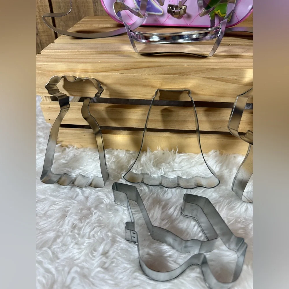 Williams Sonoma Dress Up Clothes Head To Toe Bougie Cookie Cutters Metal Purse