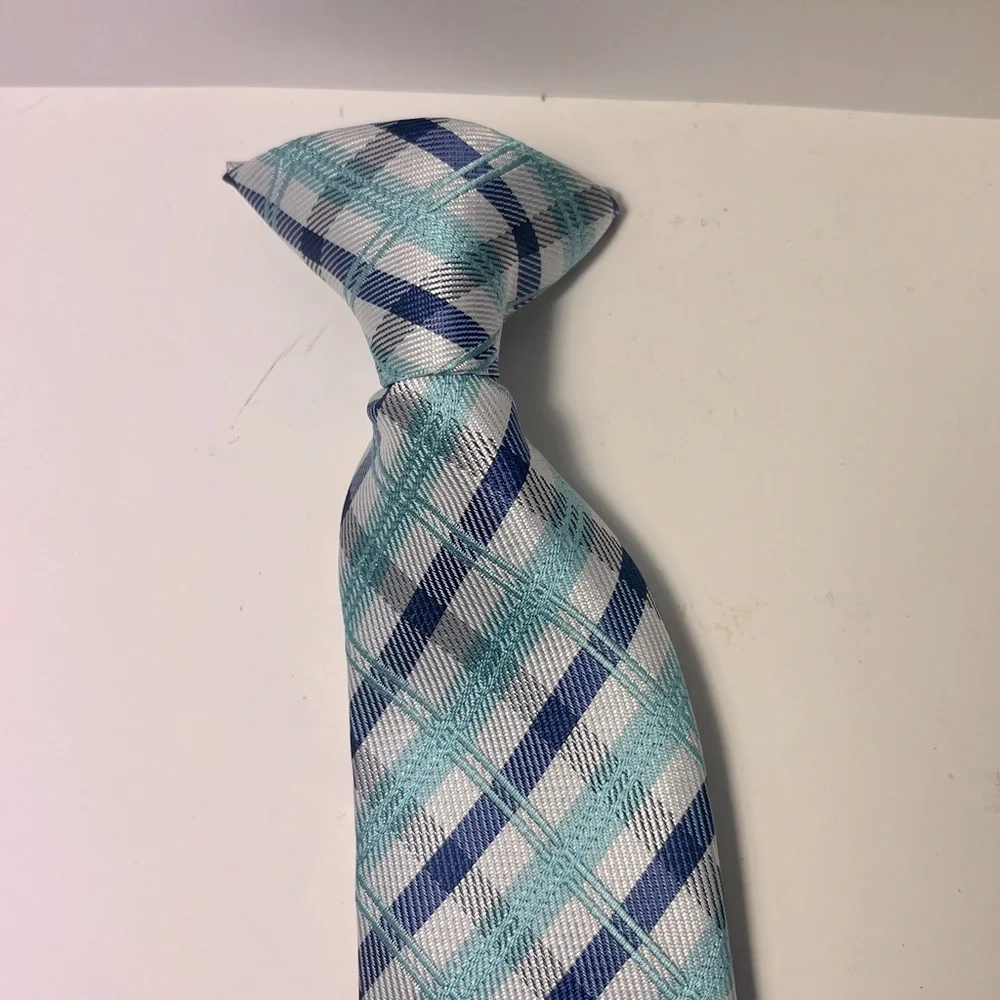 N/A ties 10” boys