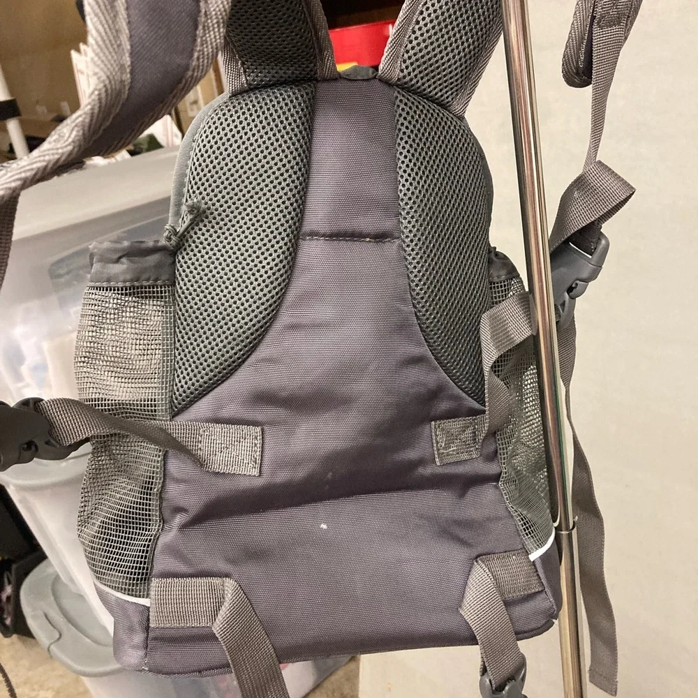 Outward Hound durable versatile