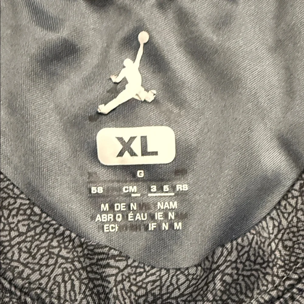 Jordan stylish dark