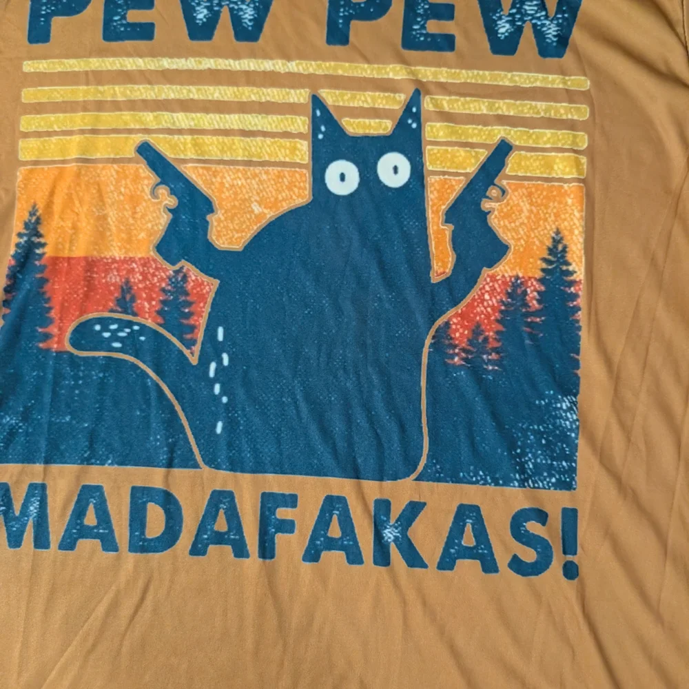 N/A tee og pew