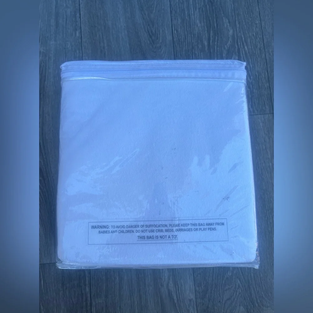 New Utopia Bedding Terry Waterproof Mattress Protector Queen