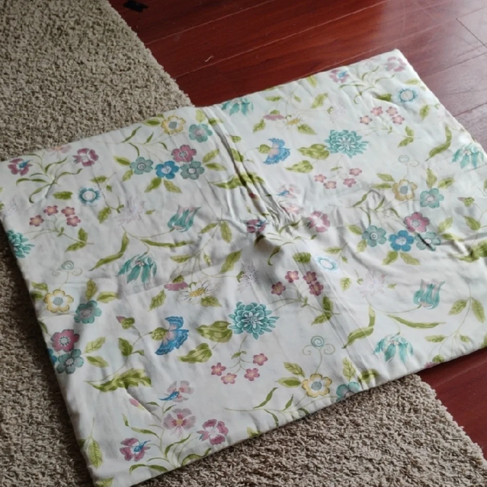 Floral Dog Blanket with Multicolor Design