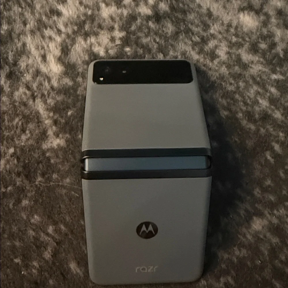 Motorola comes new sim