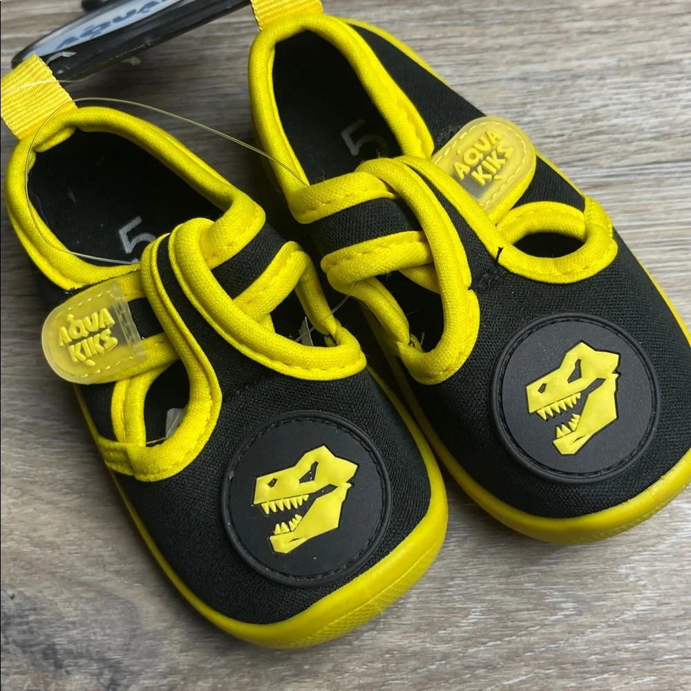 aqua kiks new tags