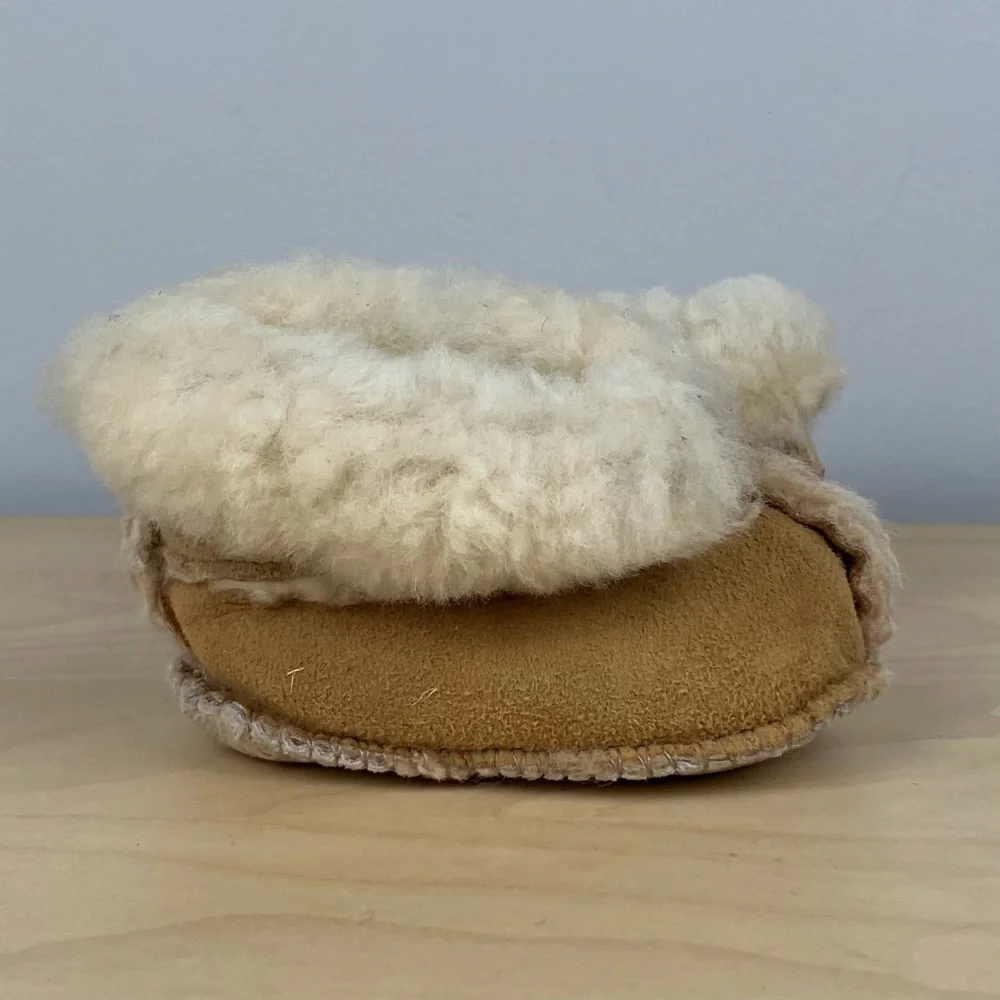 Vintage Baby Size 2-3 Brown Suede Shearling Lined Slipper Booties Unbranded