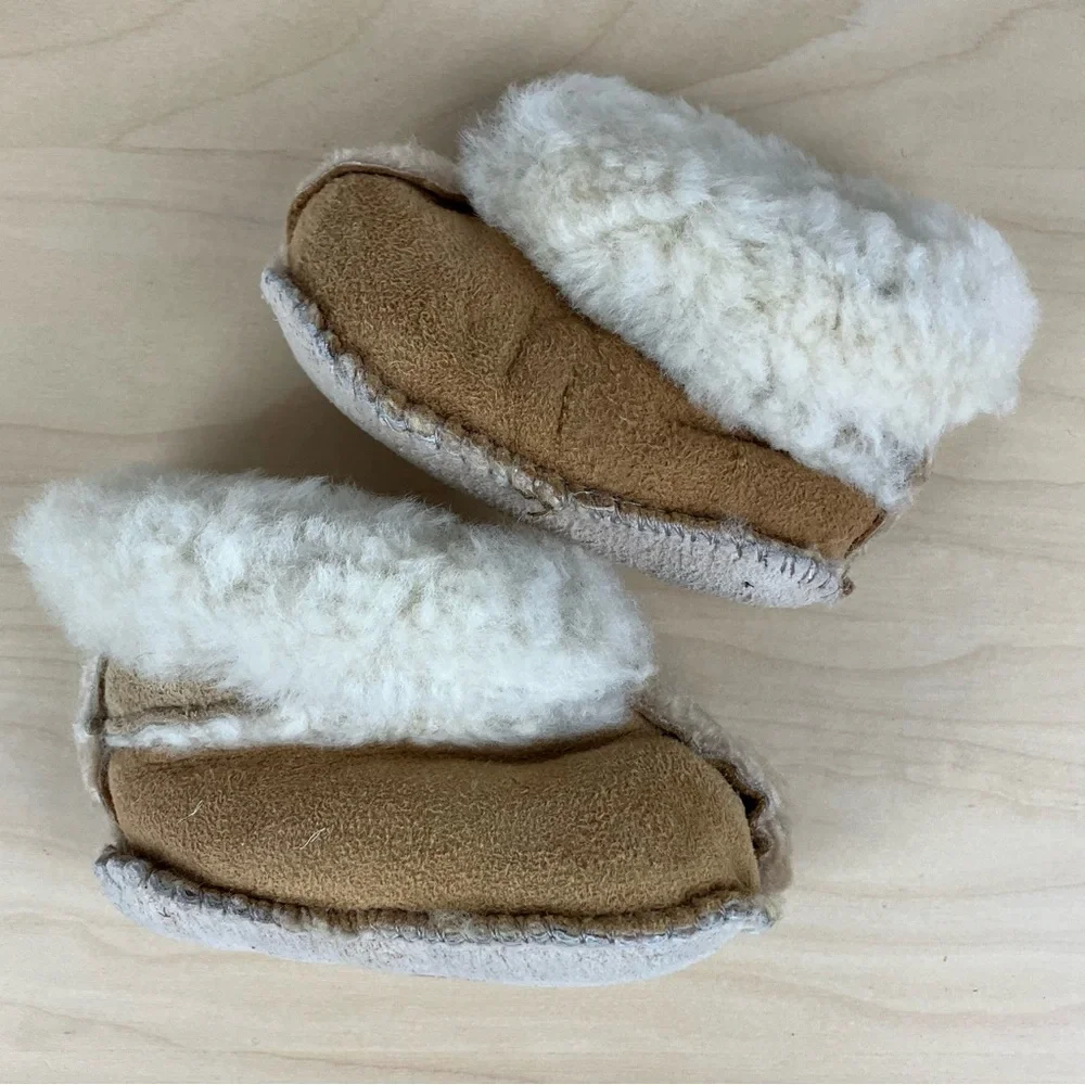 Vintage Baby Size 2-3 Brown Suede Shearling Lined Slipper Booties Unbranded