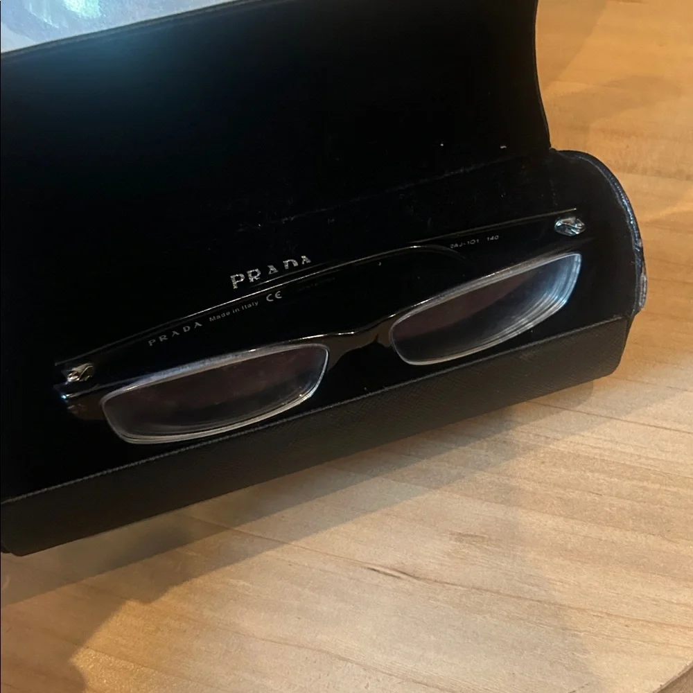 Prada classic black