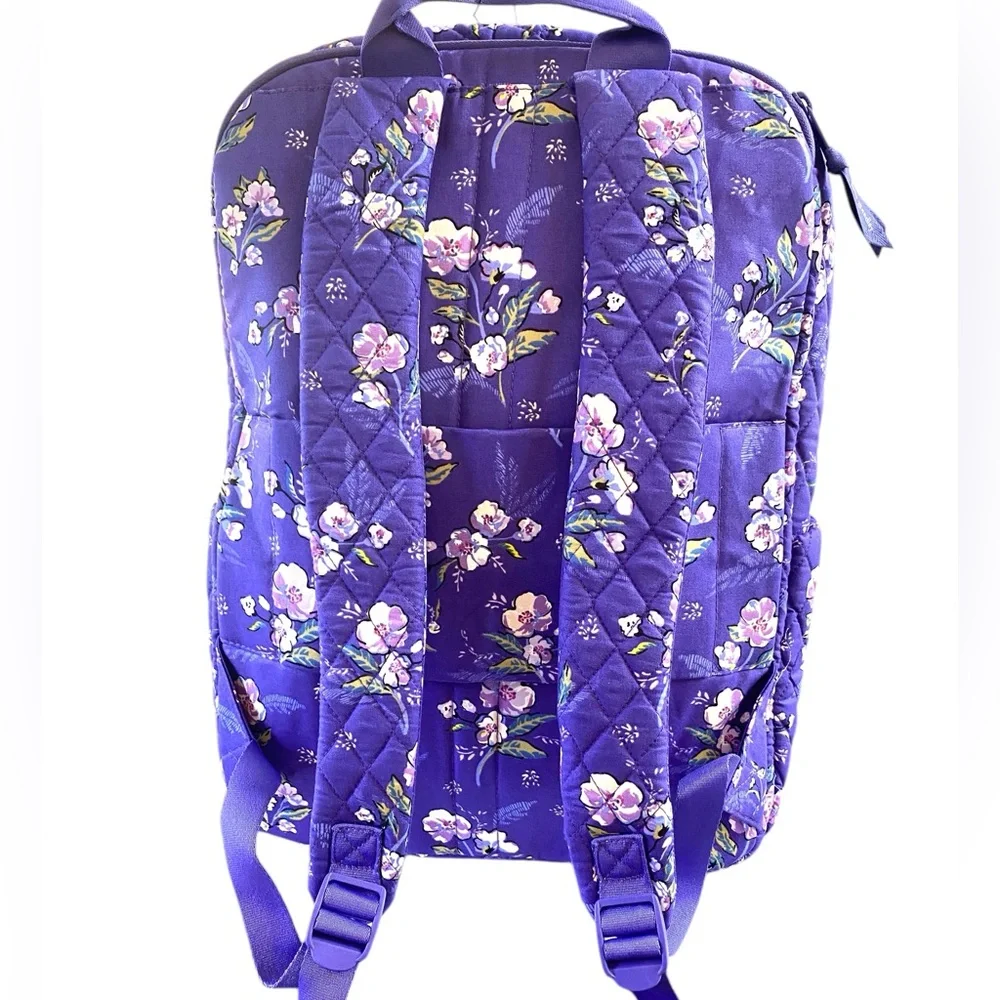 🌸One Left...Large Essential Vera Bradley