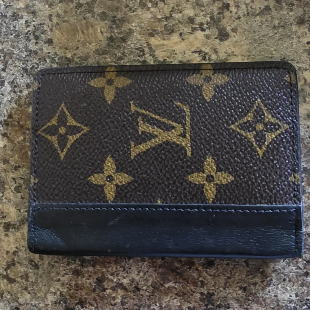Louis Vuitton Monogram Men's Card Holder