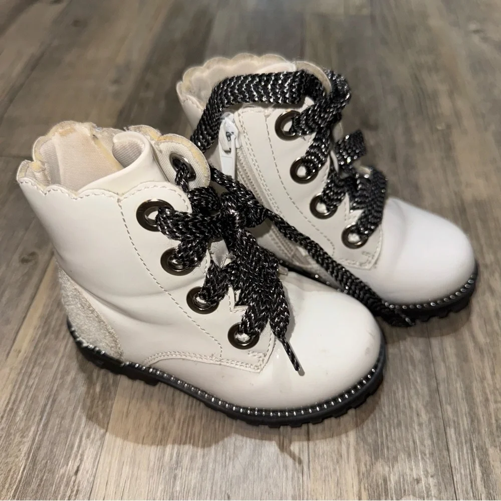 Cynthia Rowley chic white