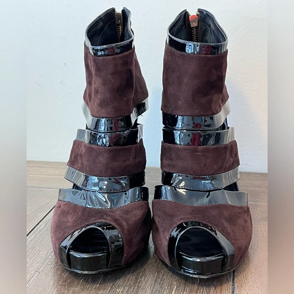 Tory Burch good used