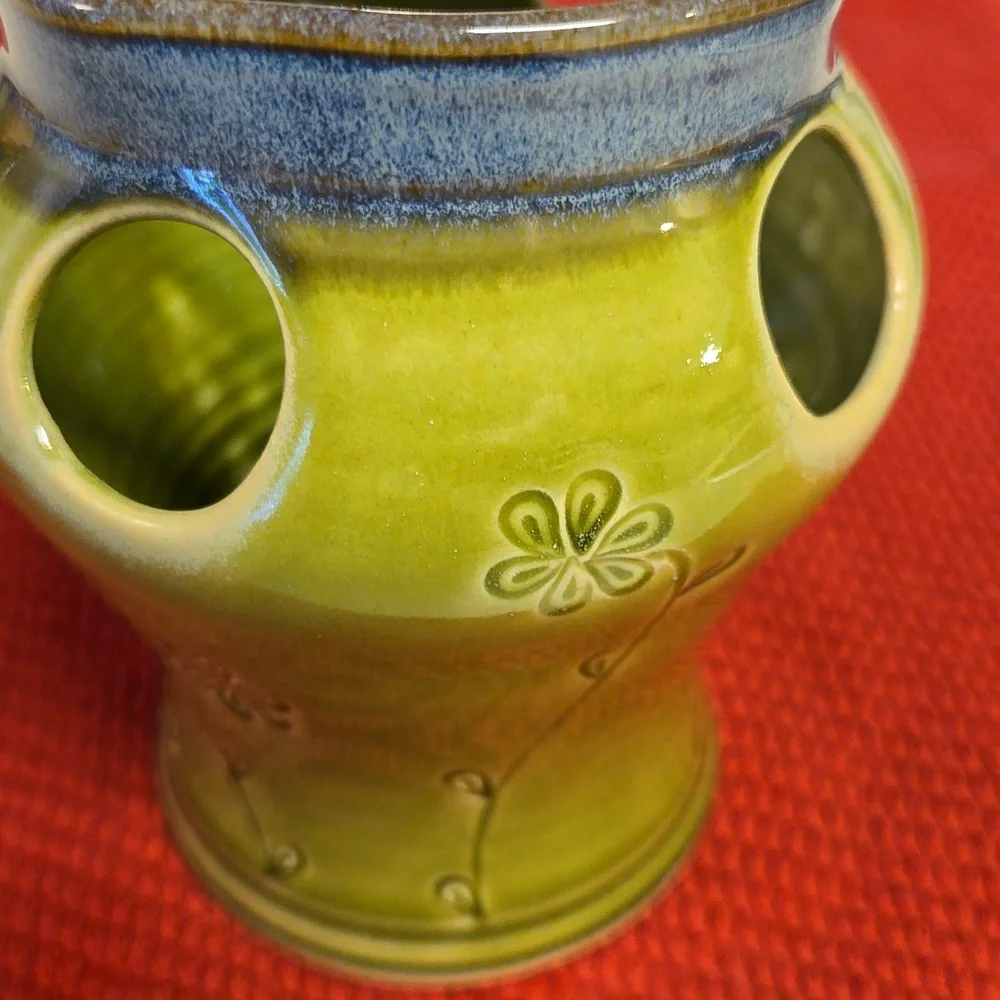Source Unknown pottery piece