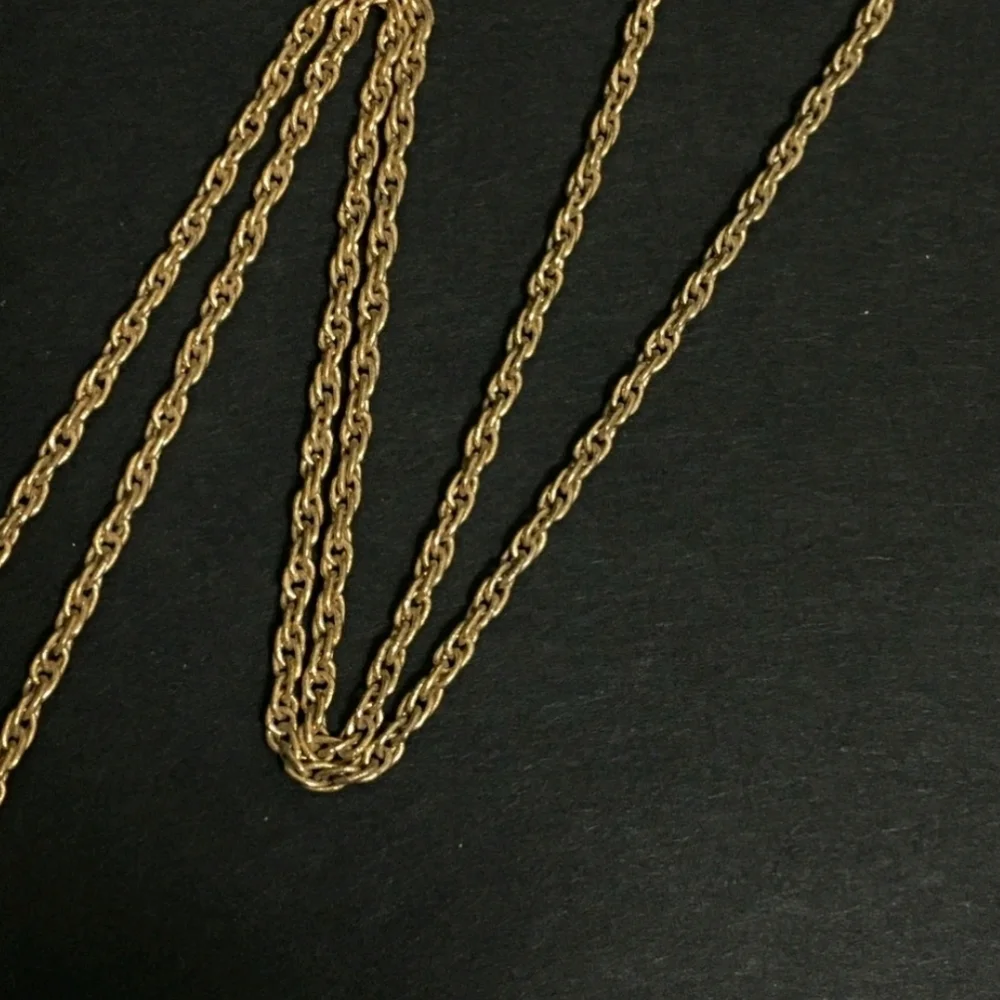 Givenchy elegant gold