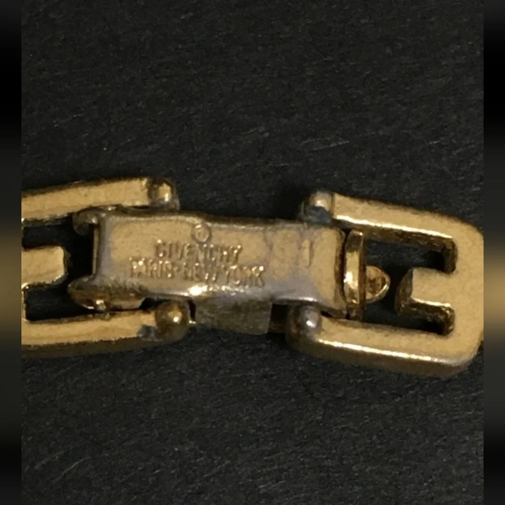 Givenchy elegant gold