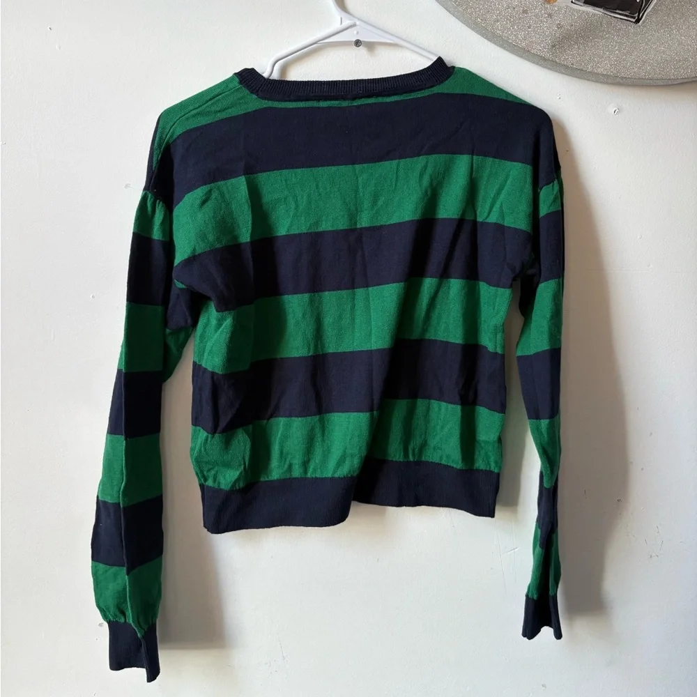 GAP bold striped