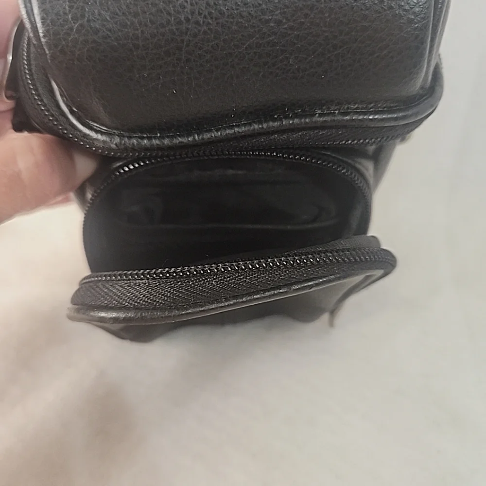 ICON black camara