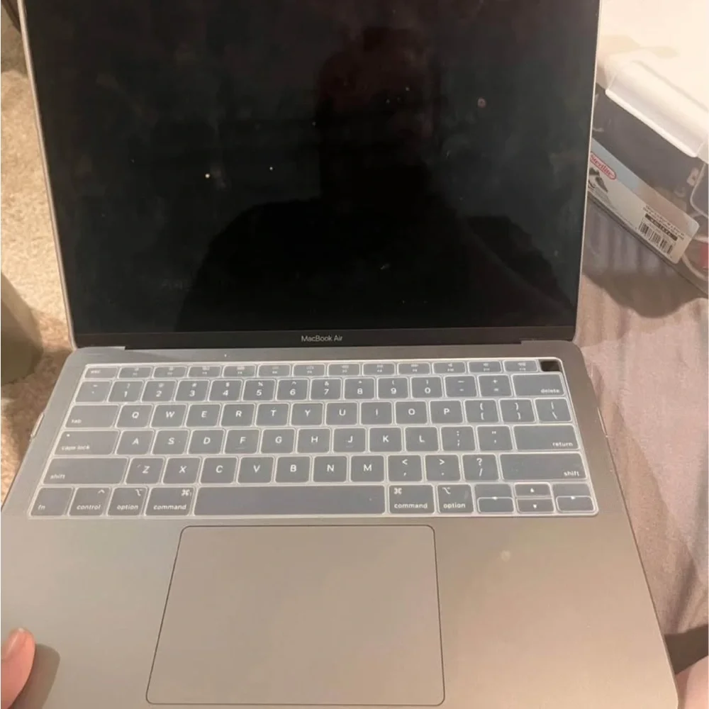 Apple complements discover