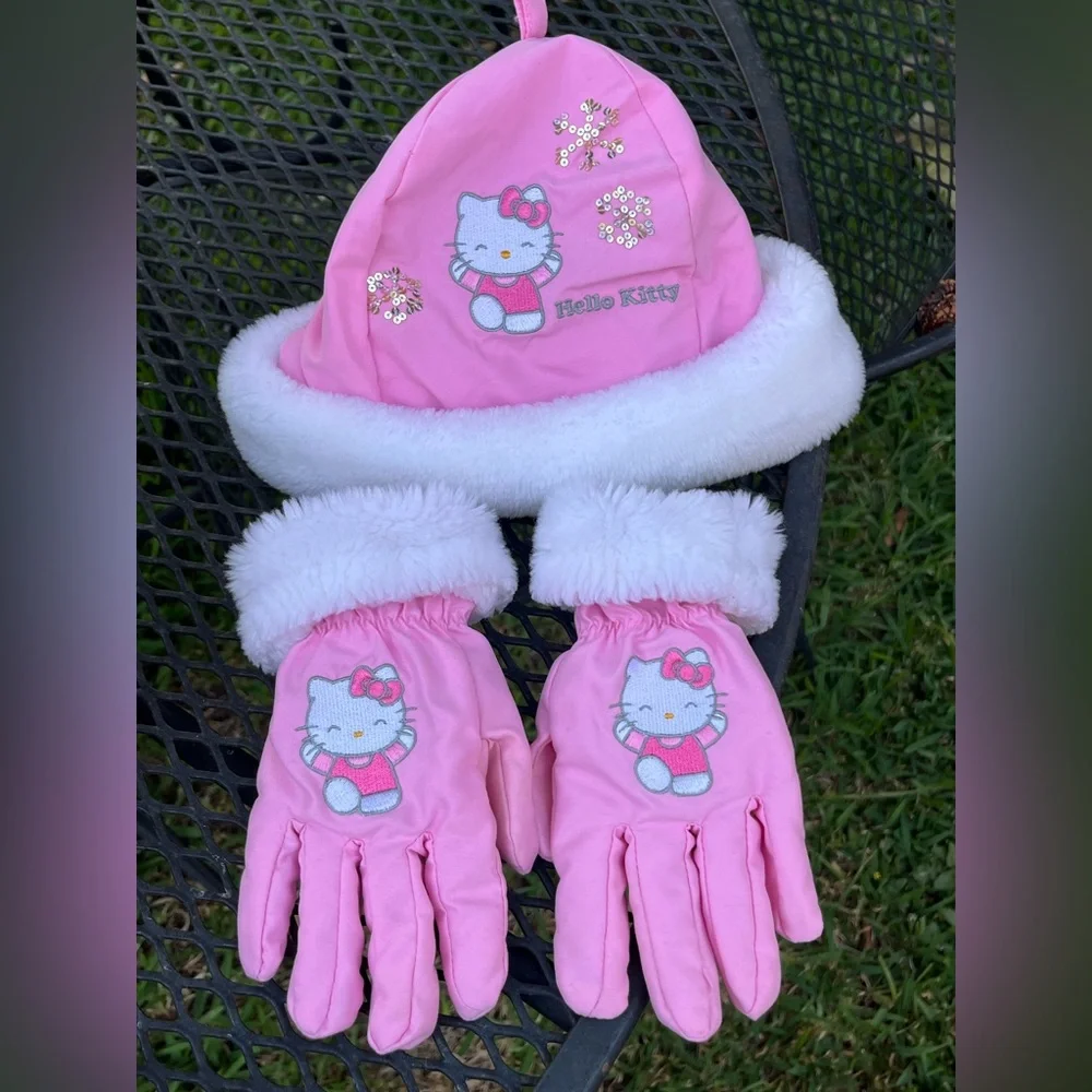 Sanrio Y2K hello kitty White Fuzzy Bucket Hat and gloves