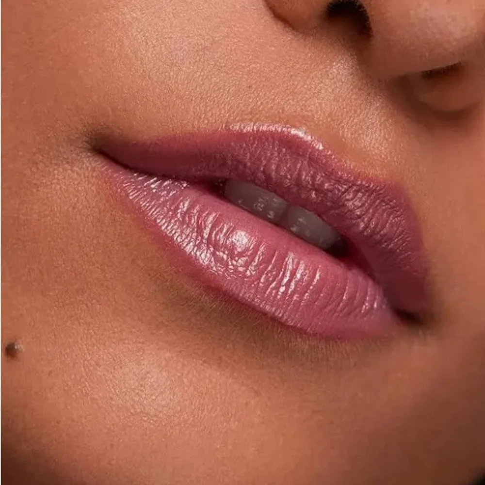 Beauty Bay Pink Lipstick