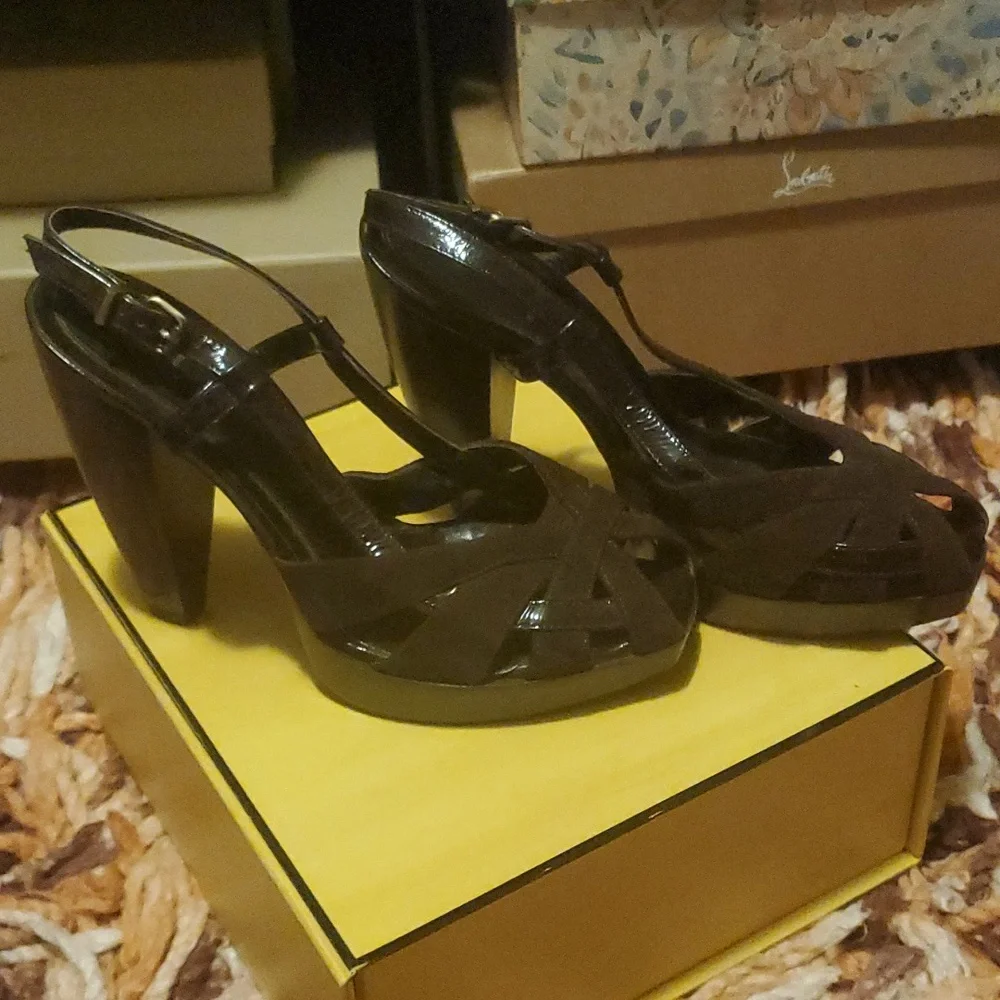 Fendi Heels Brown NEW