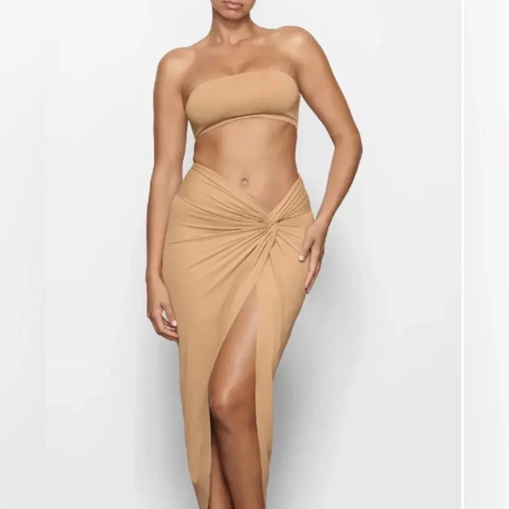 SKIMS signature bandeau