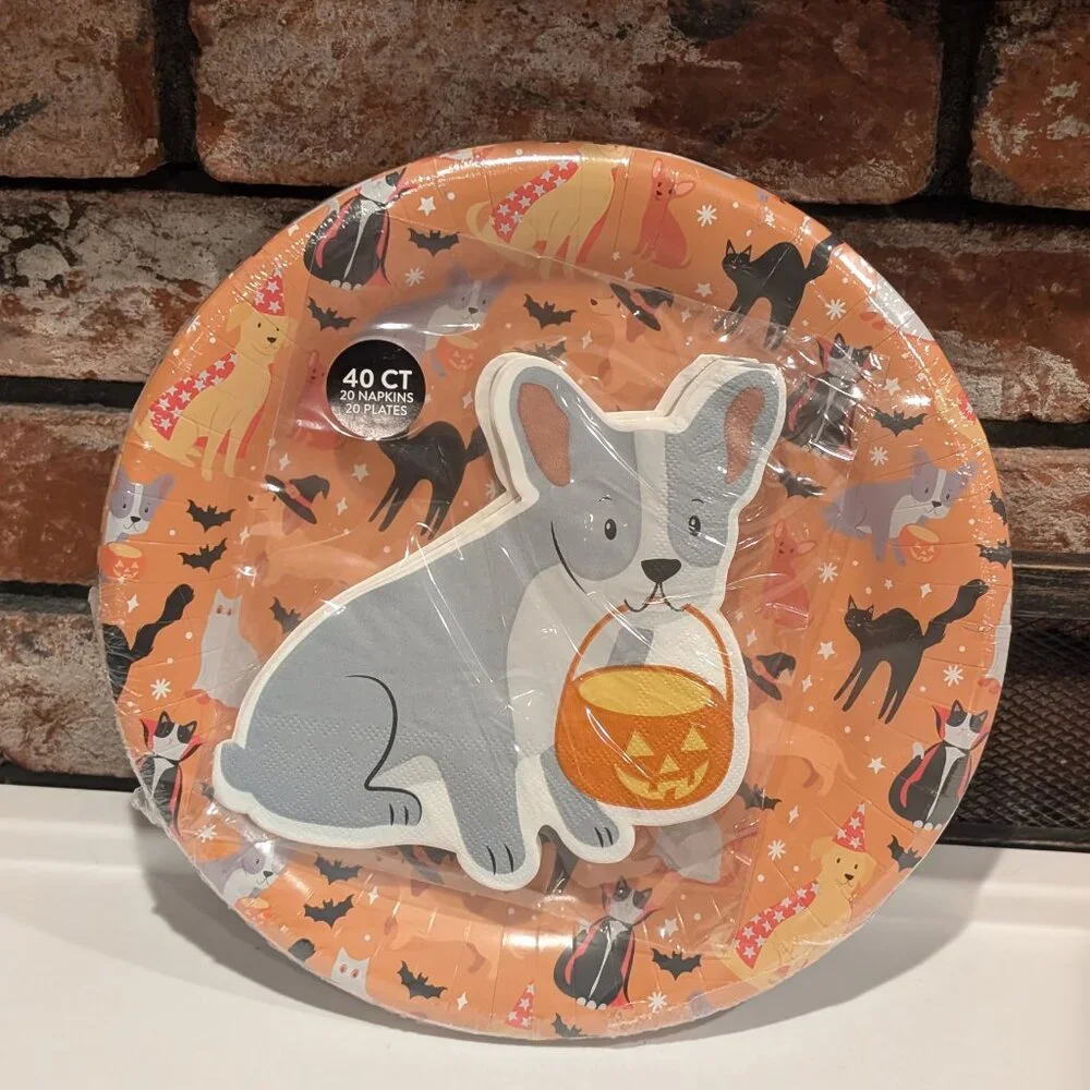 Halloween Plates & Napkins Set – 40 Count – Dogs & Cats Print, New in Package