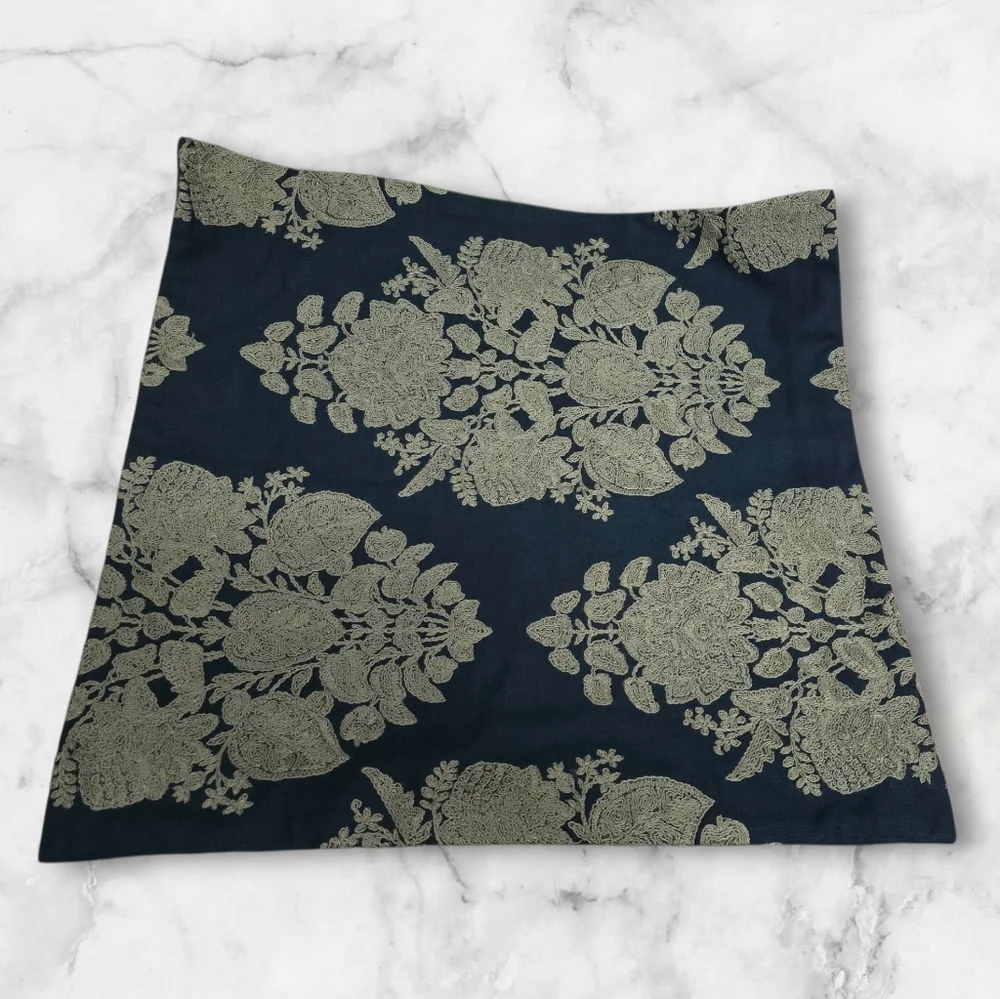 Pottery Barn Aiden Embroidered Pillow Cover Damask Floral Navy Gold 20x20