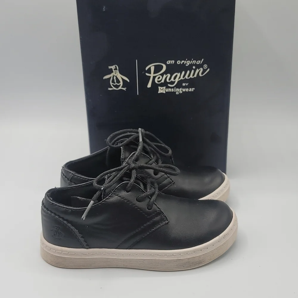 An Original Penguin by munsingwear boys oxfords size 9C