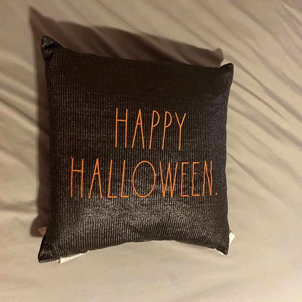 Rae Dunn celebrate halloween